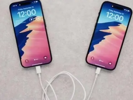 宛城苹果15维修店分享iPhone15可以给安卓充电吗 